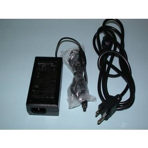 Adapter, Universal, 100-240v,STP103