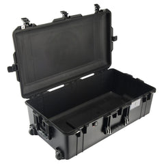 Pelican Protector Air Case, Large w/ Wheels